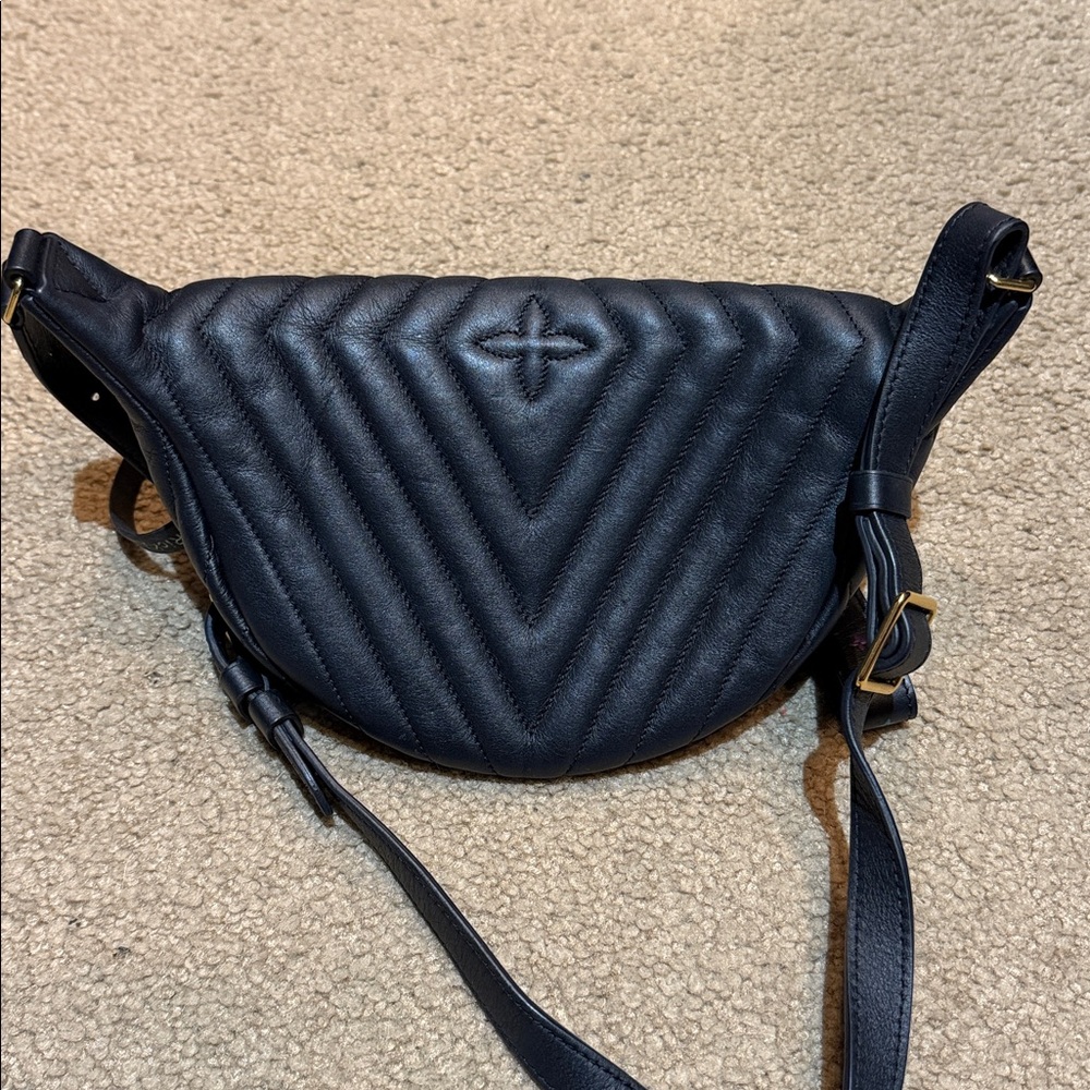 Louis Vuitton Black and Gold Mini Bag - Picture 3 of 7